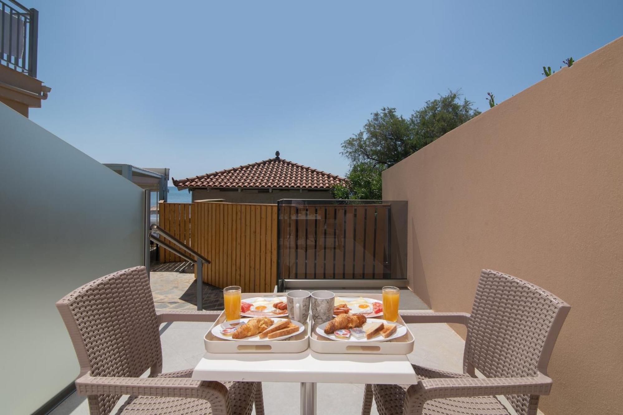 Sea Diamond Suites Laganas Bagian luar foto