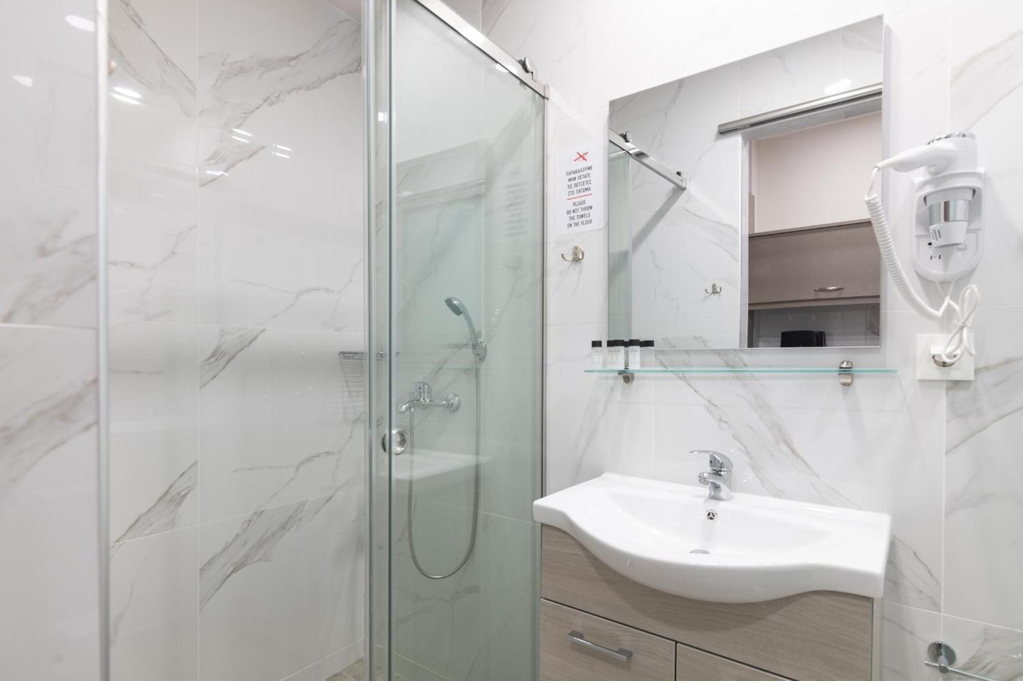 Sea Diamond Suites Laganas Bagian luar foto